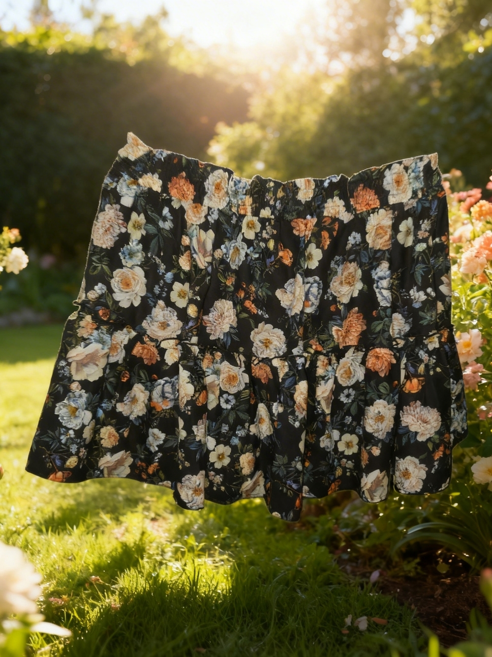 Women’s Black Floral Tiered Skirt - Cream & Peach Blooms